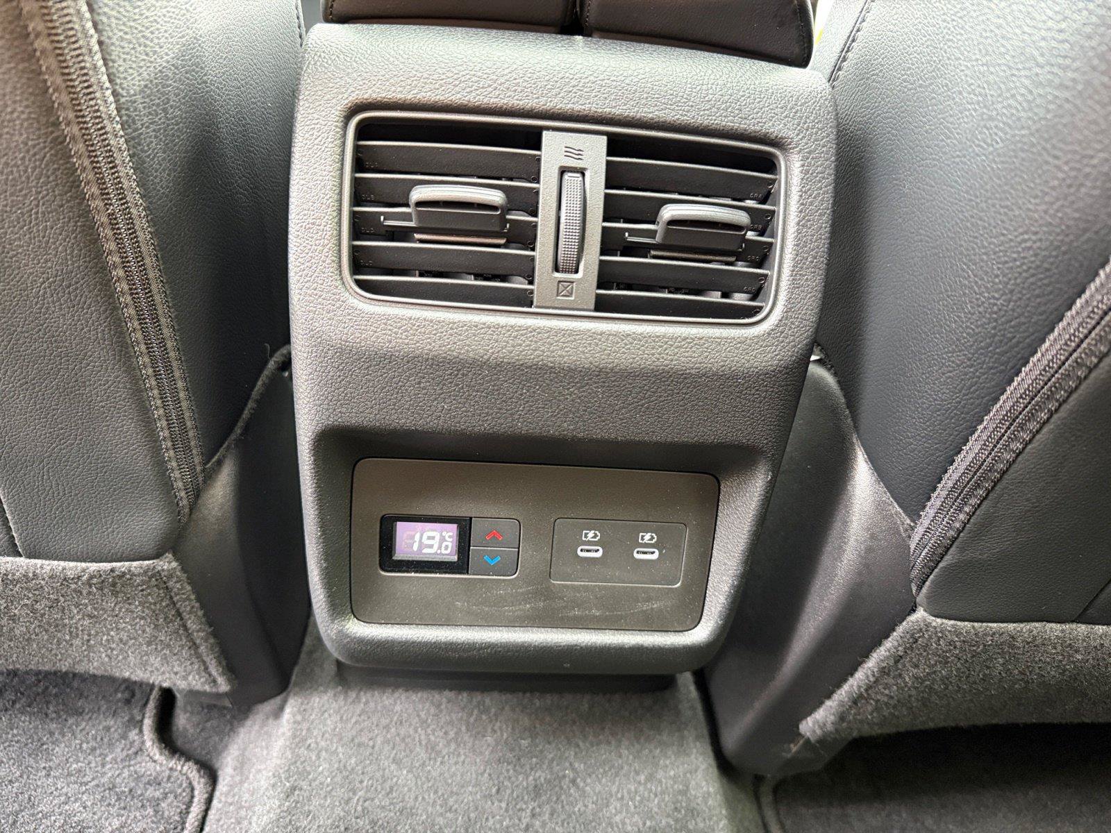 Certified 2025 Nissan Rogue SL w/ Tech Package AWD/4WD image 22