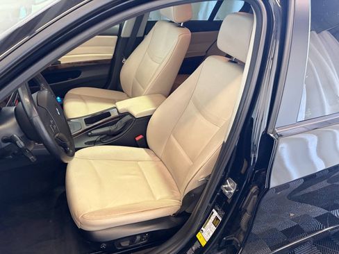 Used 2011 BMW 328i xDrive Sedan AWD/4WD image 23