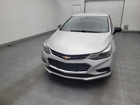 Used 2016 Chevrolet Cruze LT FWD image 15