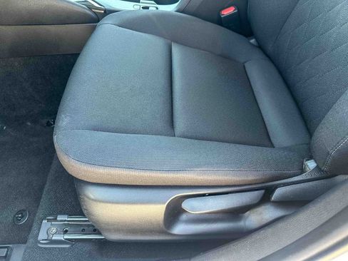 Used 2024 Toyota Corolla LE image 15