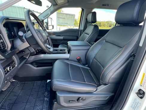 New 2026 Ford F250 Lariat w/ Chrome Package image 10