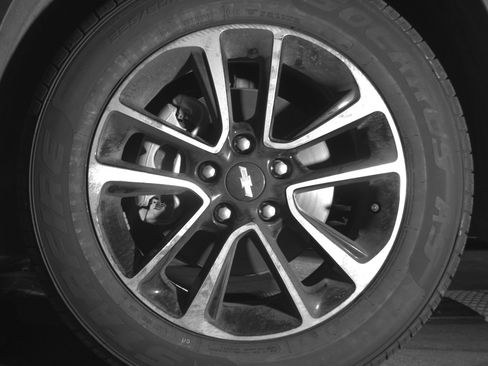 Used 2025 Chevrolet TrailBlazer LT FWD image 12