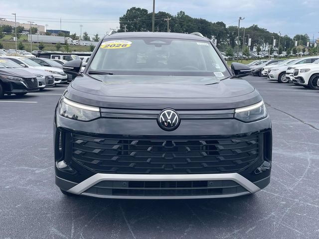Certified 2026 Volkswagen Tiguan SE FWD image 2