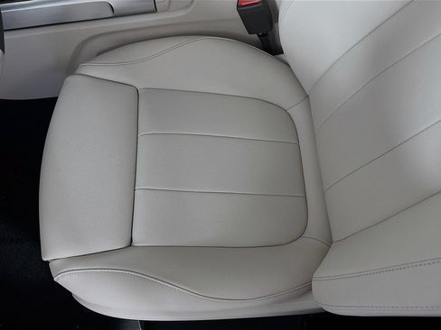 Certified 2026 Mercedes-Benz GLB 250 image 18