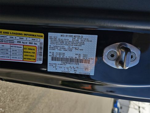 Used 2025 Ford Mustang Coupe image 37