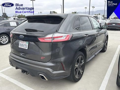 Used 2019 Ford Edge ST w/ Equipment Group 401A AWD/4WD image 9