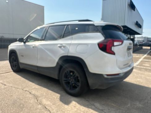 Used 2022 GMC Terrain AT4 w/ Infotainment Package II AWD/4WD image 5