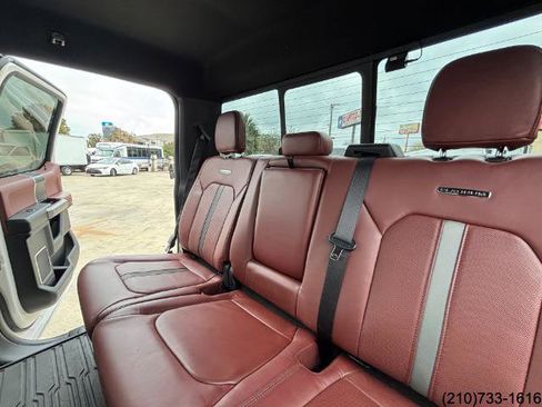Used 2018 Ford F150 Platinum w/ Equipment Group 701A Luxury AWD/4WD image 27