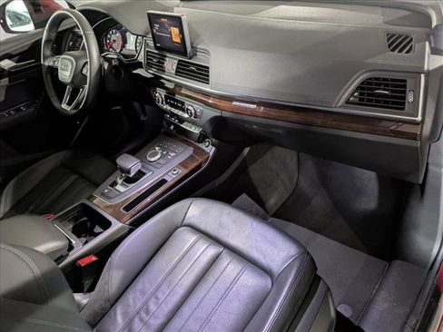 Used 2019 Audi Q5 2.0T Premium w/ Convenience Package image 26