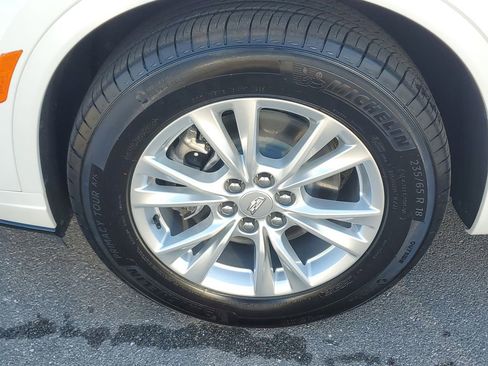 New 2025 Cadillac XT6 Luxury image 11