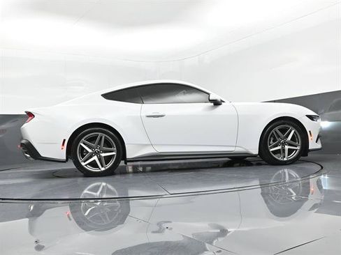 Certified 2025 Ford Mustang Coupe RWD image 34