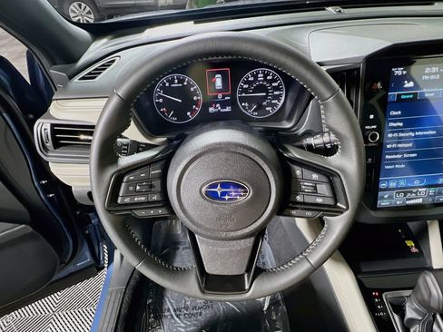 Used 2025 Subaru Forester Premium AWD/4WD image 10