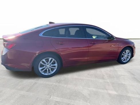 Used 2016 Chevrolet Malibu LT w/ Leather Package image 3