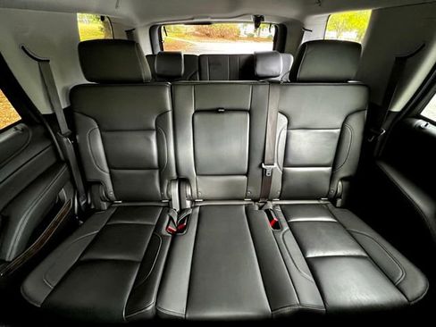 Used 2018 Chevrolet Tahoe LT w/ LT Midnight Edition image 28