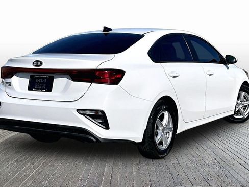 Used 2019 Kia Forte Sedan image 2
