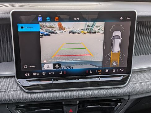 New 2026 Volkswagen Tiguan S image 22