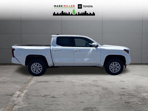 New 2026 Toyota Tacoma SR5 AWD/4WD image 7