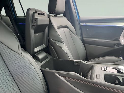 Used 2025 Jeep Wagoneer S Limited image 25