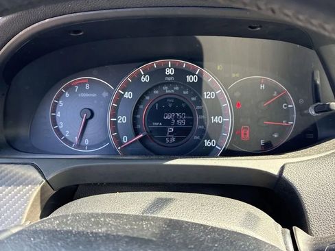 Used 2017 Honda Accord Sport image 18