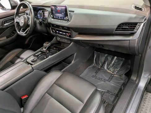 Used 2023 Nissan Rogue SV w/ SV Premium B Package image 29