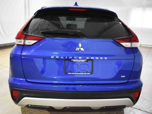 Used 2022 Mitsubishi Eclipse Cross SE image 8