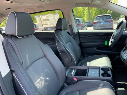 New 2026 Honda Odyssey Touring image 31