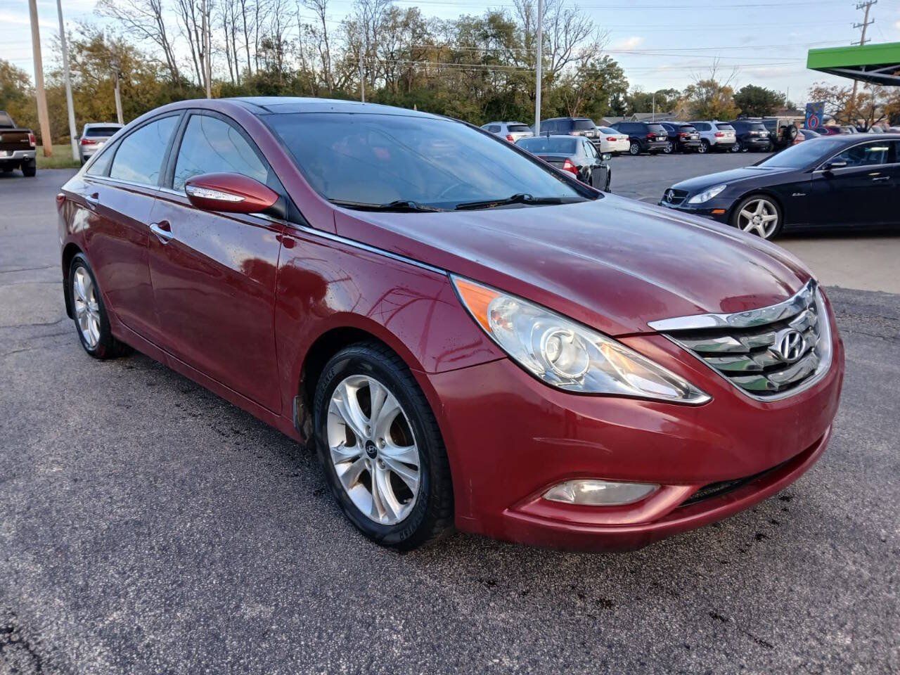 Used 2013 Hyundai Sonata Limited w/ Premium Pkg FWD image 3
