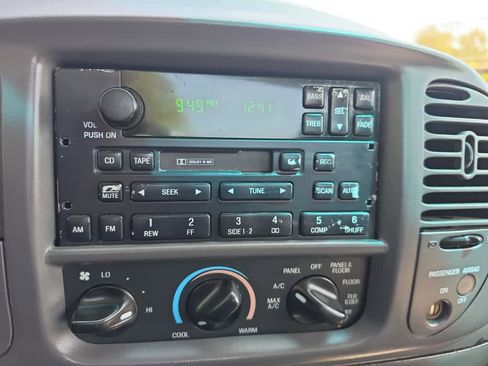 Used 2001 Ford F150 XL image 20