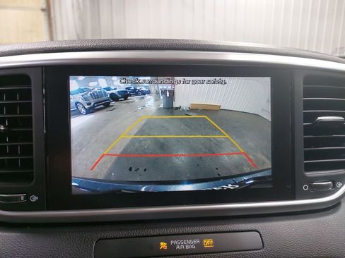 Used 2020 Kia Sportage LX w/ LX Popular Package AWD/4WD image 24