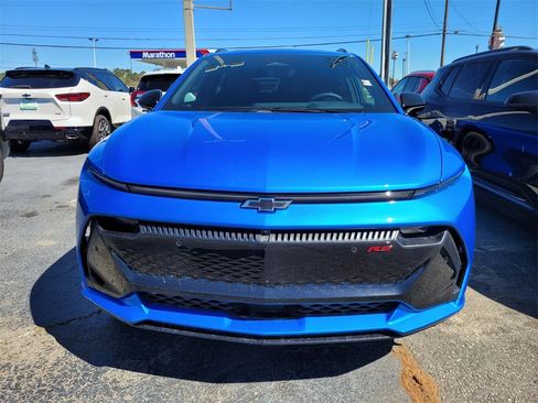 New 2025 Chevrolet Equinox EV RS image 16