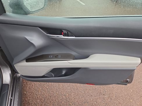 Certified 2023 Toyota Camry SE image 17