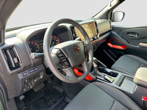 Used 2025 Nissan Frontier PRO-4X w/ Interior Protection Package AWD/4WD image 9