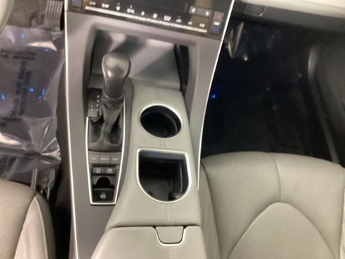 Used 2020 Toyota Avalon Limited w/ Advanced Safety Package FWD image 20