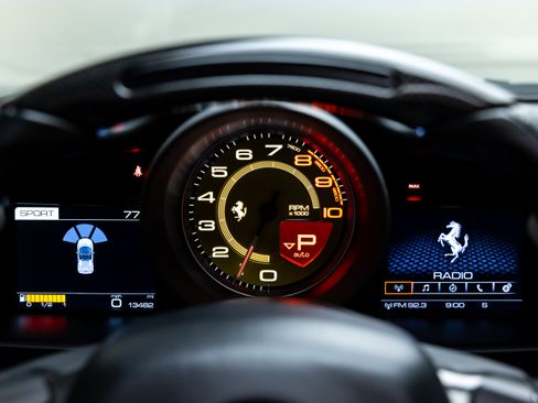 Used 2018 Ferrari 488 Spider RWD image 41