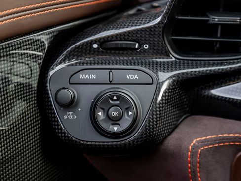 Used 2015 Ferrari 458 Speciale Coupe RWD image 29