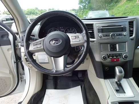 Used 2011 Subaru Legacy 2.5i Premium w/ All-Weather Pkg AWD/4WD image 17