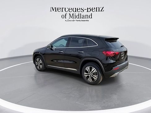 New 2025 Mercedes-Benz GLA 250 image 6