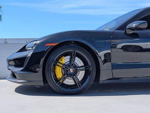 Used 2021 Porsche Taycan 4S AWD/4WD image 9