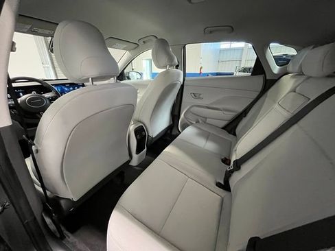 Used 2025 Hyundai Kona SEL AWD/4WD image 15