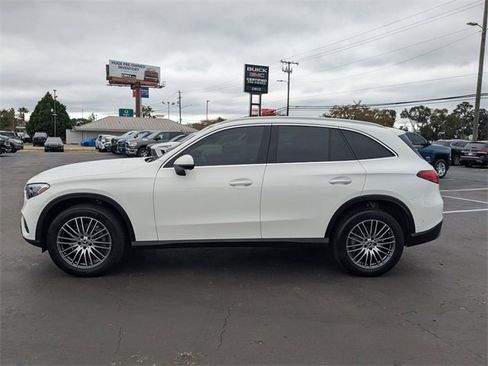 Used 2024 Mercedes-Benz GLC 300 4MATIC image 9