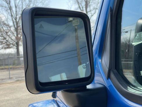 Used 2024 Jeep Wrangler Sahara w/ Safety Group image 32