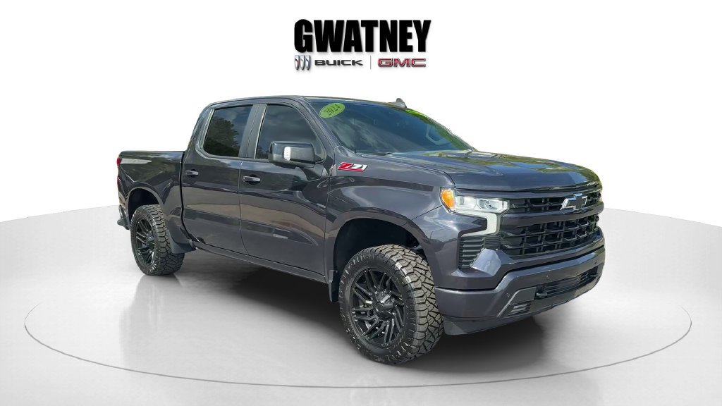 Used 2024 Chevrolet Silverado 1500 RST AWD/4WD image 3
