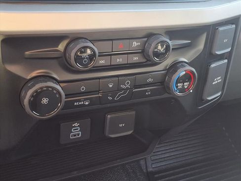 New 2026 Ford F550 4x4 Supercab Super Duty image 10