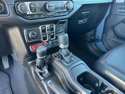 New 2026 Jeep Gladiator Rubicon w/ Safety Group AWD/4WD image 25