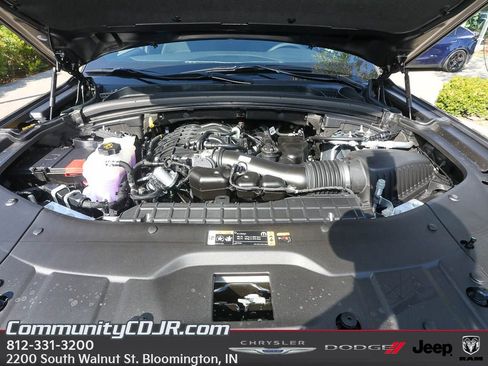 New 2025 Jeep Grand Cherokee Laredo X w/ Luxury Tech Group I image 17