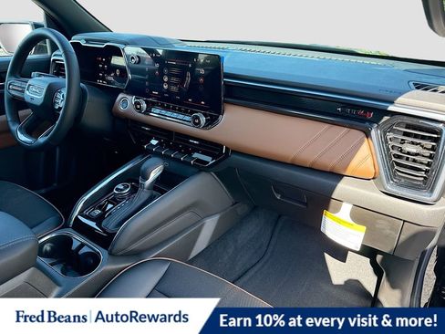 New 2025 GMC Canyon AT4 w/ Nightfall Edition image 29