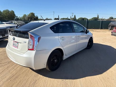 Used 2015 Toyota Prius Two FWD image 5