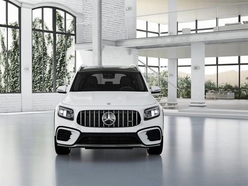 New 2025 Mercedes-Benz GLB 35 AMG 4MATIC image 7