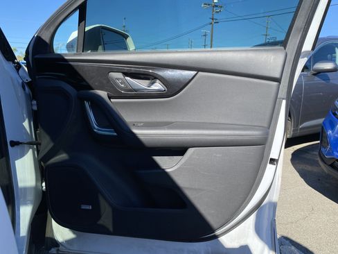 Used 2019 Chevrolet Blazer Premier w/ Sun and Wheels Package image 22