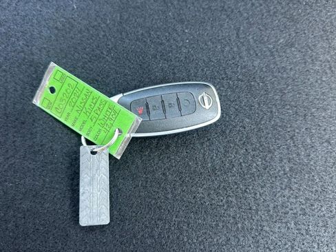 Used 2024 Nissan Kicks SR FWD image 25